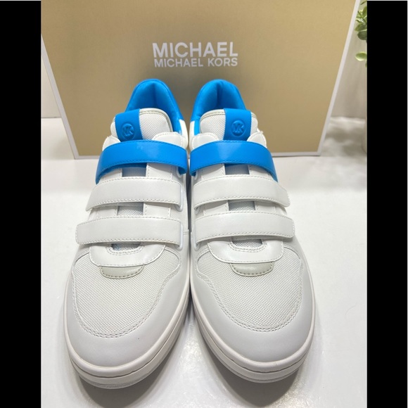 NEW Michael Kors Gertie Womens Sneakers Shoes - Picture 2 of 9